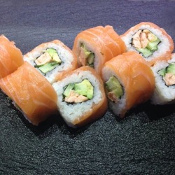 Salmon Skin Roll